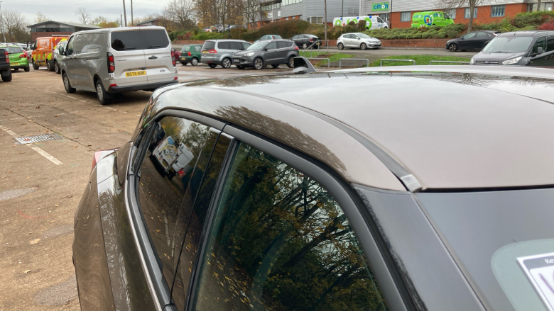 Nissan Juke 1.0 DiG-T 114 N-Connecta 5dr DCT Petrol Hatchback